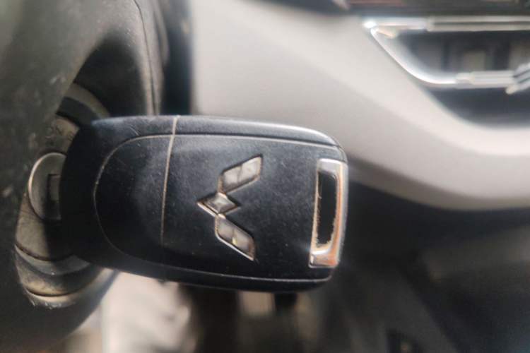 Used Wuling Victory 2020 1.5T Manual Elite Edition Vehicle Key