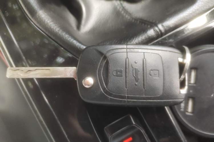 Used Wuling Victory 2020 1.5T Manual Elite Edition Vehicle Key
