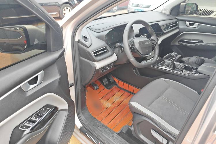 Used Wuling Victory 2020 1.5T Manual Elite Edition Driver Seat