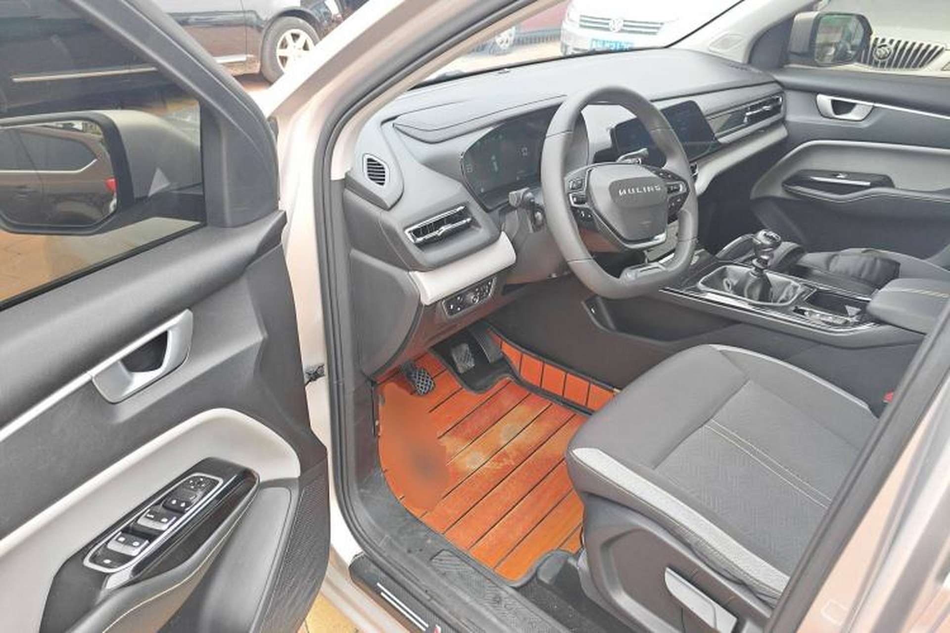 Used Wuling Victory 2020 1.5T Manual Elite Edition Driver Seat