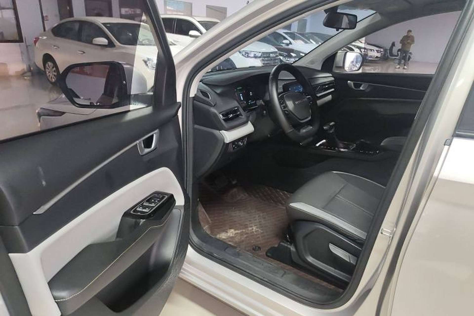 Used Wuling Victory 2020 1.5T CVT Elite Model Driver Seat