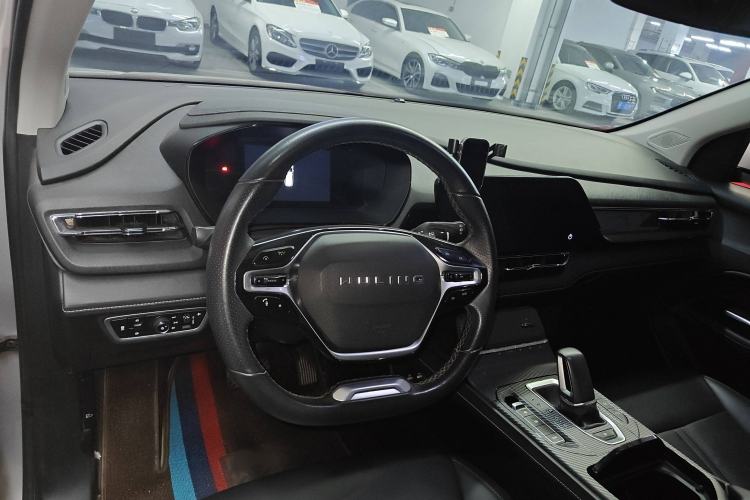 Used Wuling Victory 2020 1.5T CVT Flagship Edition Interior 3