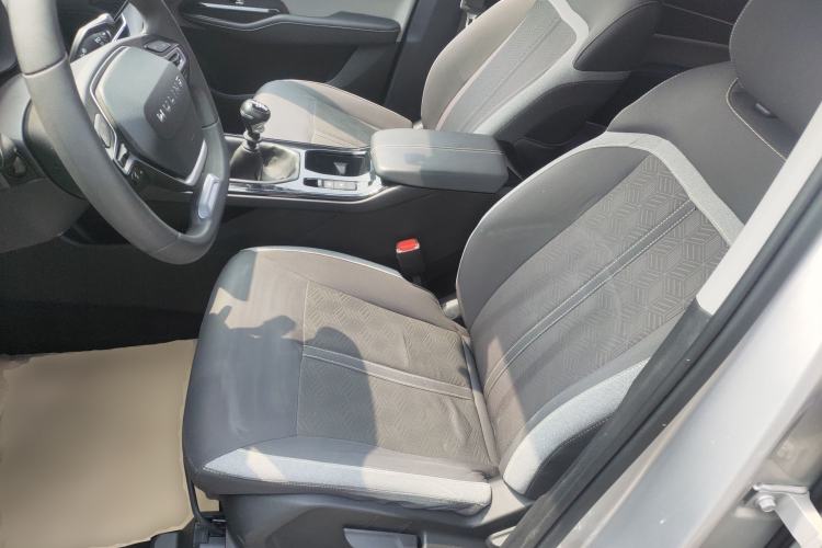 Used Wuling Victory 2020 1.5T Manual Elite Edition Left Front Seat