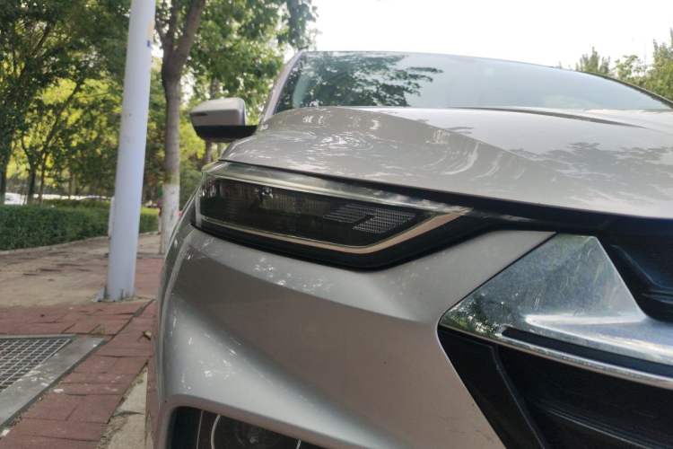 Used Wuling Victory 2020 1.5T Manual Elite Edition Right Front Headlight