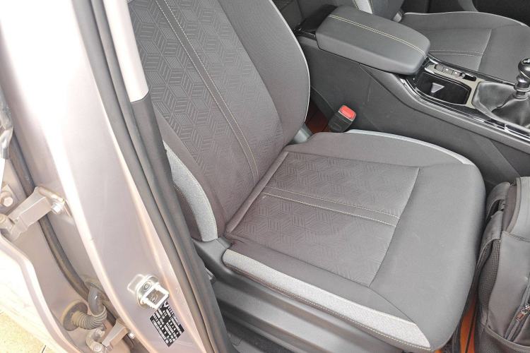 Used Wuling Victory 2020 1.5T Manual Elite Edition Right Front Seat