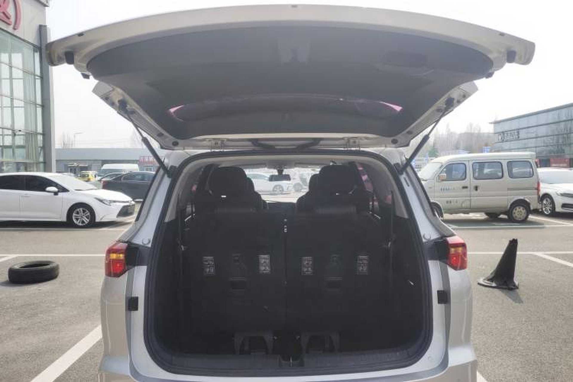 Used Wuling Victory 2020 1.5T Manual Elite Edition Trunk