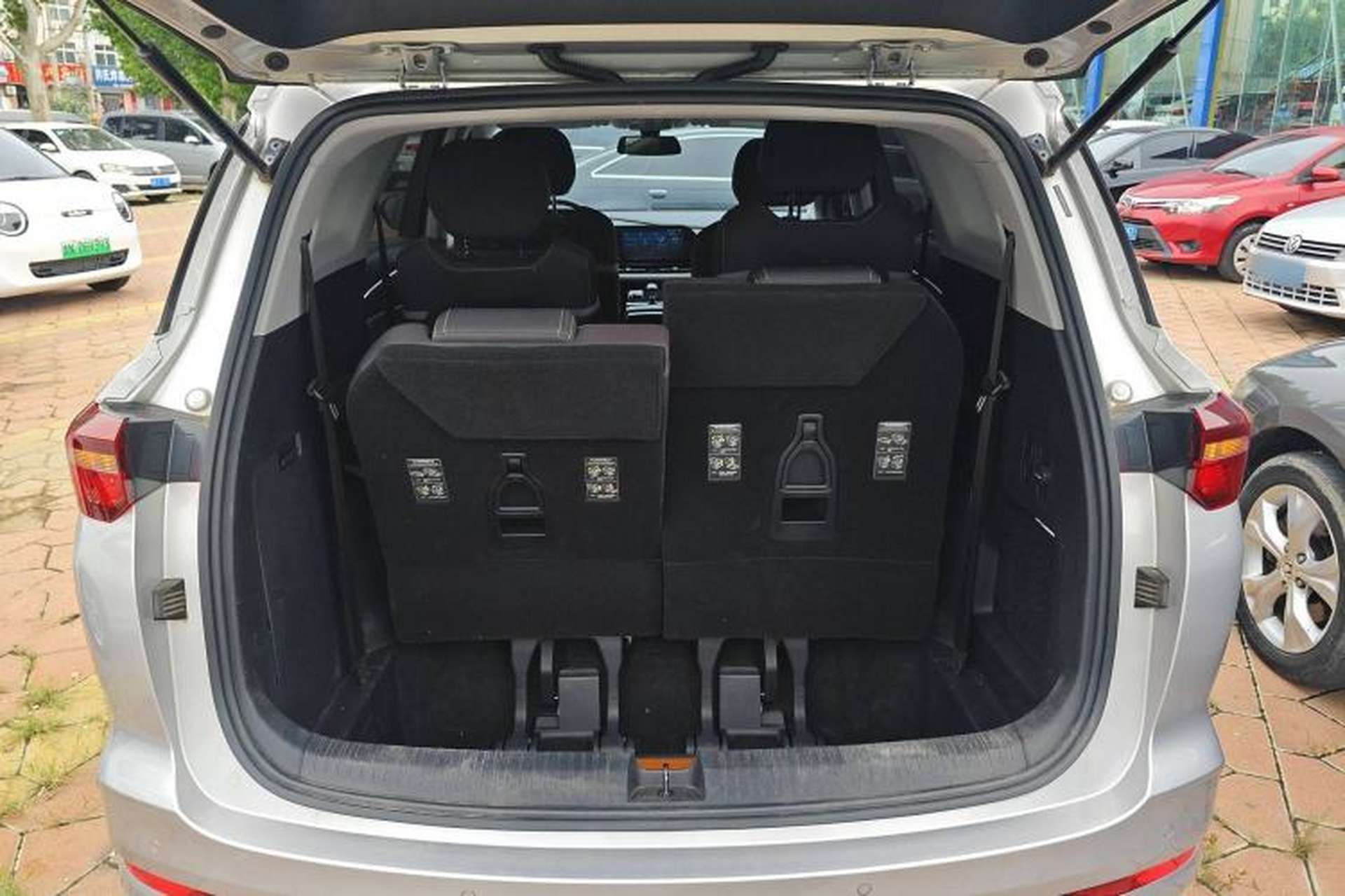 Used Wuling Victory 2020 1.5T Manual Elite Edition Trunk