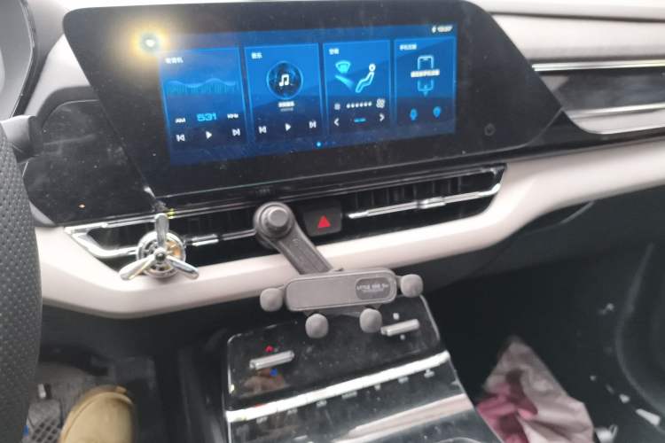 Used Wuling Victory 2022 1.5T Manual Elite Edition Audio And AC Panel