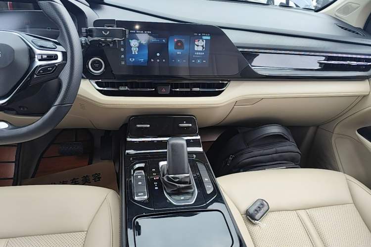 Used Wuling Victory 2022 280T 1.5T CVT Flagship Edition Audio And AC Panel