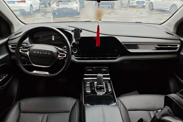 Used Wuling Victory 2022 1.5T CVT Flagship Edition Center Console