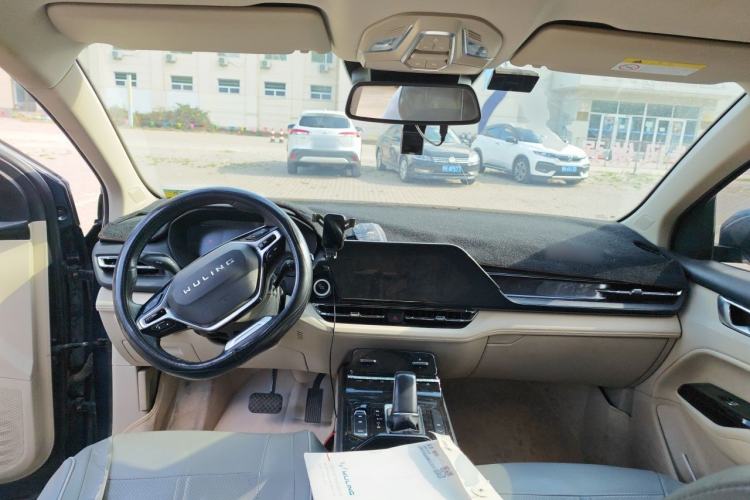 Used Wuling Victory 2022 280T 1.5T CVT Flagship Edition Center Console