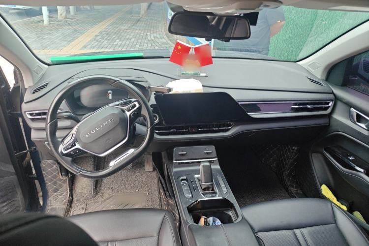 Used Wuling Victory 2022 280T 1.5T CVT Flagship Edition Center Console