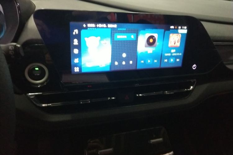 Used Wuling Victory 2022 280T 1.5T CVT Flagship Edition Center Console