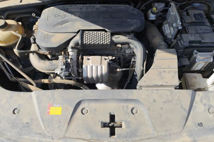 Used Wuling Victory 2022 280T 1.5T CVT Flagship Edition Engine Bay