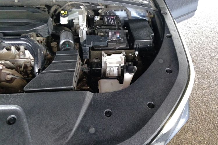 Used Wuling Victory 2022 280T 1.5T CVT Flagship Edition Engine Bay Left