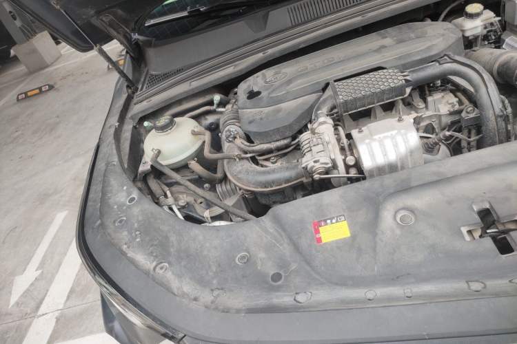 Used Wuling Victory 2022 280T 1.5T CVT Flagship Edition Engine Bay Right