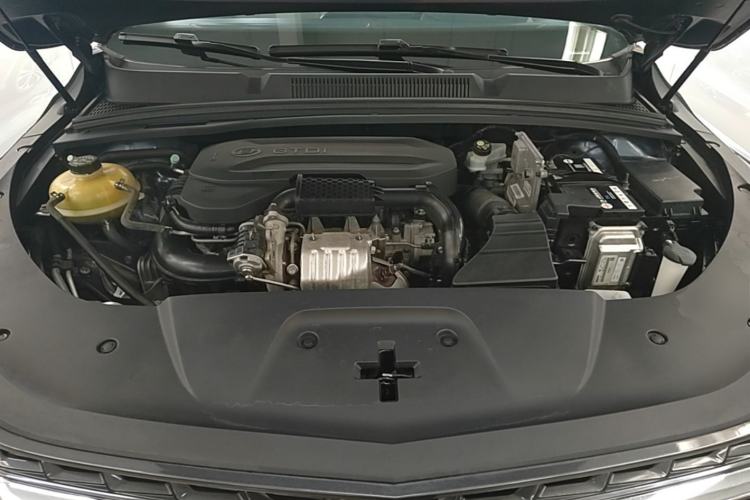 Used Wuling Victory 2022 280T 1.5T CVT Flagship Edition Engine Bay