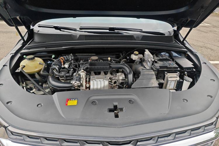Used Wuling Victory 2022 280T 1.5T CVT Flagship Edition Engine Bay