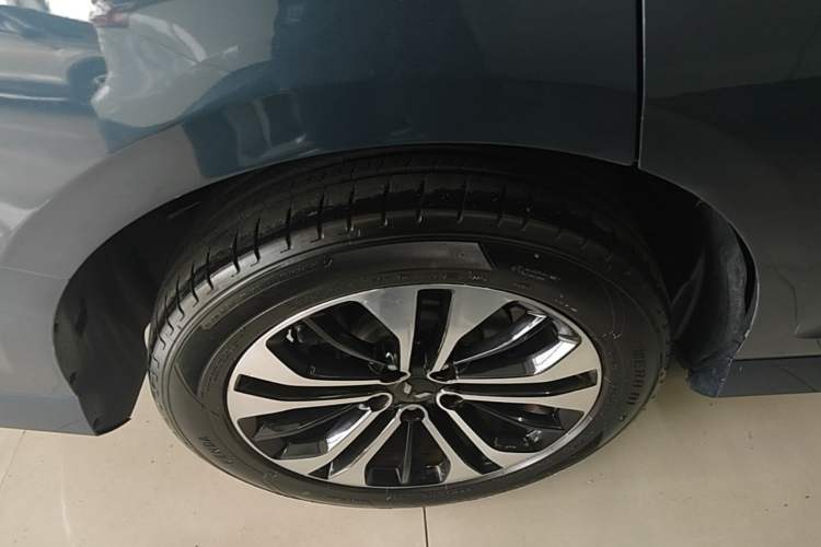 Used Wuling Victory 2022 280T 1.5T CVT Flagship Edition Exterior 5