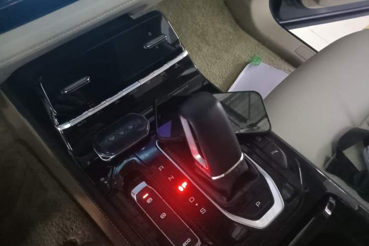 Used Wuling Victory 2022 280T 1.5T CVT Flagship Edition Gear Lever