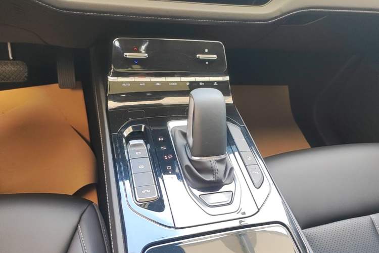 Used Wuling Victory 2022 Revised Version 280T 1.5T CVT Flagship Edition Gear Lever