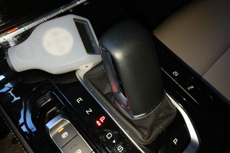 Used Wuling Victory 2022 280T 1.5T CVT Flagship Edition Gear Lever