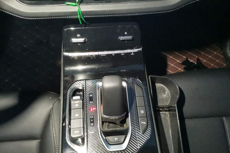 Used Wuling Victory 2022 280T 1.5T CVT Flagship Edition Gear Lever