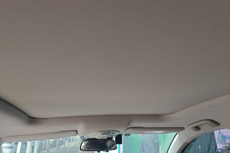 Used Wuling Victory 2022 280T 1.5T CVT Flagship Edition Headliner