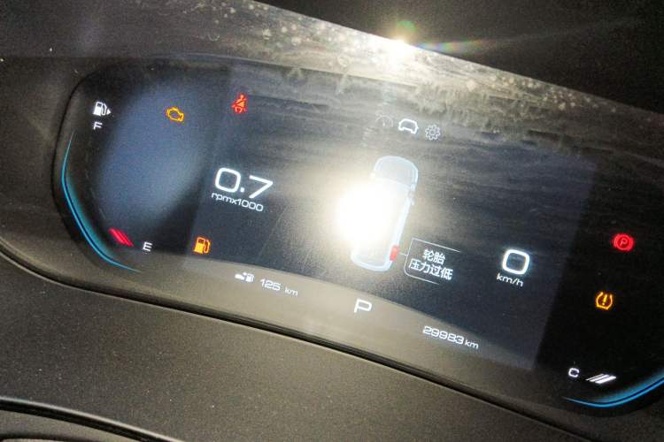 Used Wuling Victory 2022 280T 1.5T CVT Flagship Edition Instrument Cluster
