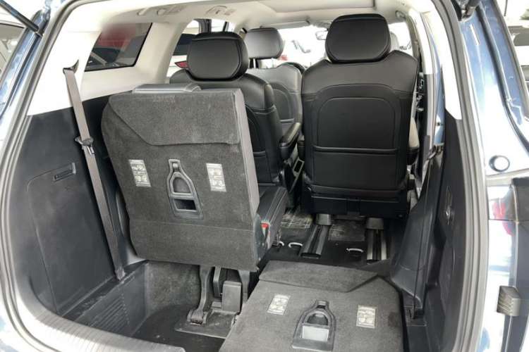Used Wuling Victory 2022 1.5T CVT Flagship Edition Interior 8