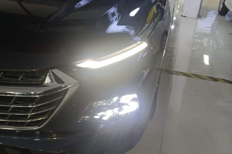 Used Wuling Victory 2022 280T 1.5T CVT Flagship Edition Left Front Headlight