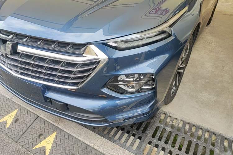 Used Wuling Victory 2022 Revised Version 280T 1.5T CVT Flagship Edition Left Front Headlight