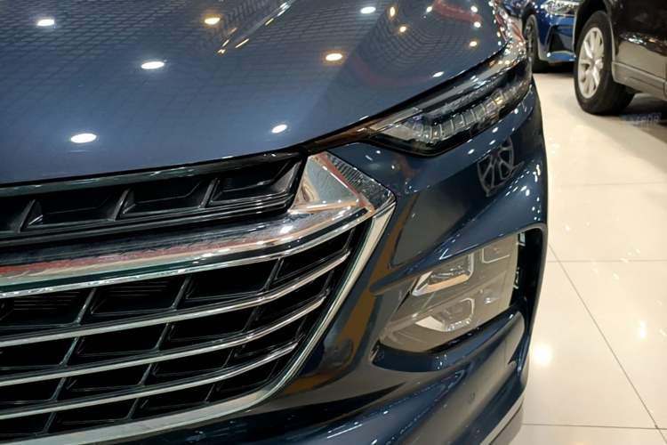Used Wuling Victory 2022 Revised Version 280T 1.5T CVT Flagship Edition Left Front Headlight