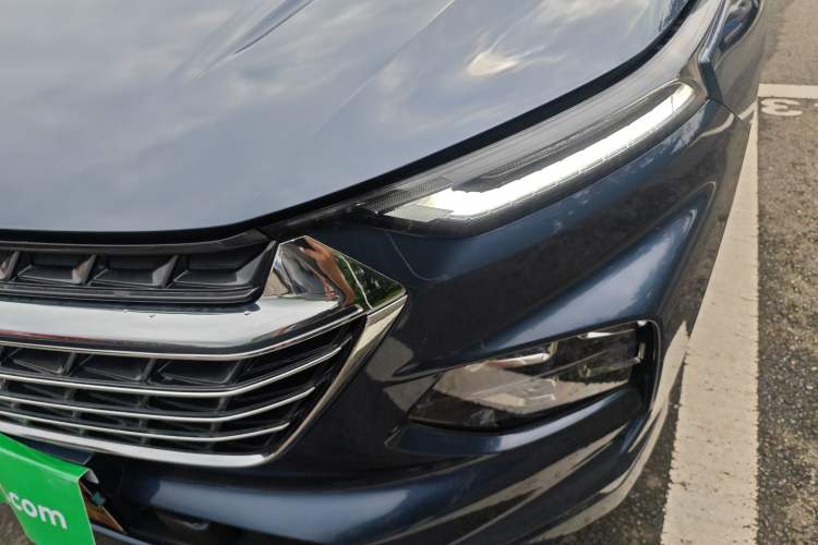 Used Wuling Victory 2022 280T 1.5T CVT Flagship Edition Left Front Headlight