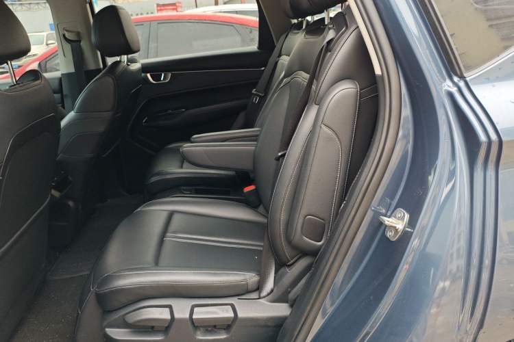 Used Wuling Victory 2022 1.5T CVT Flagship Edition Left Rear Seat