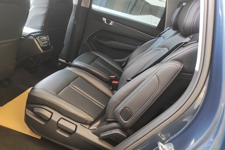 Used Wuling Victory 2022 Revised Version 280T 1.5T CVT Flagship Edition Left Rear Seat