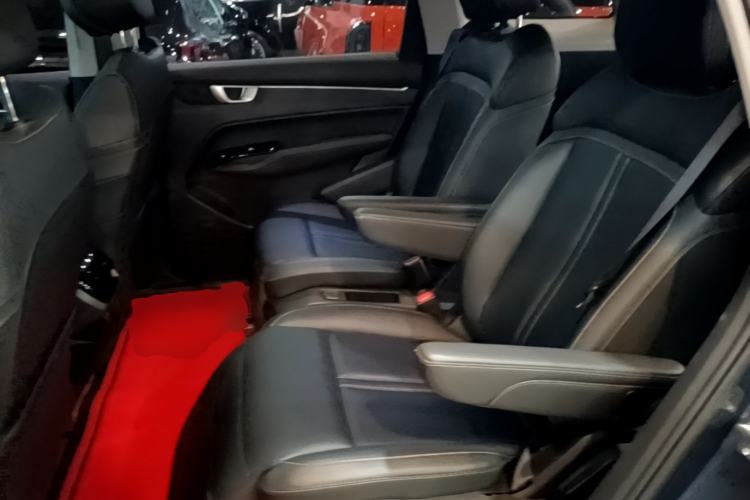 Used Wuling Victory 2022 Revised Version 280T 1.5T CVT Flagship Edition Left Rear Seat