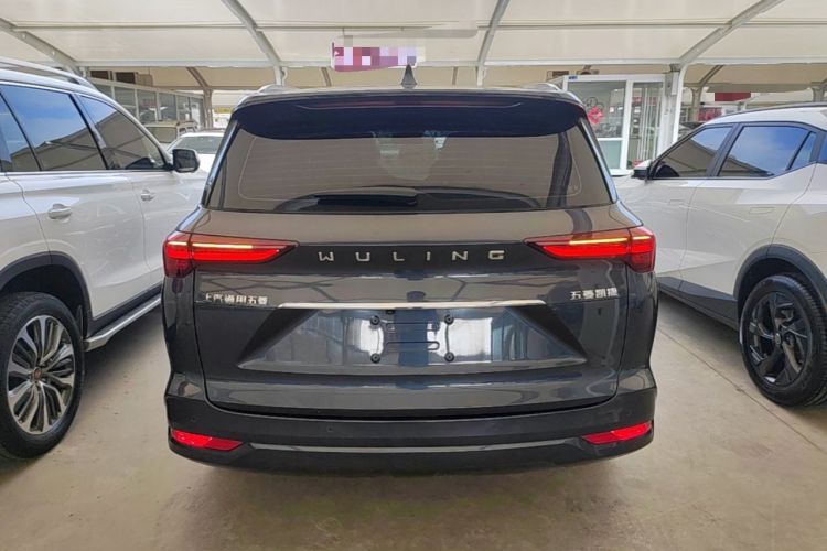 Used Wuling Victory 2022 Revised Version 280T 1.5T CVT Flagship Edition Rear