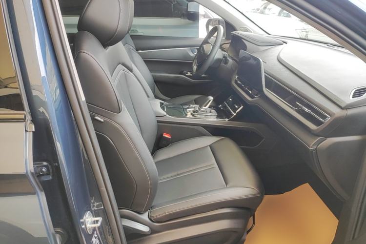 Used Wuling Victory 2022 Revised Version 280T 1.5T CVT Flagship Edition Right Front Seat