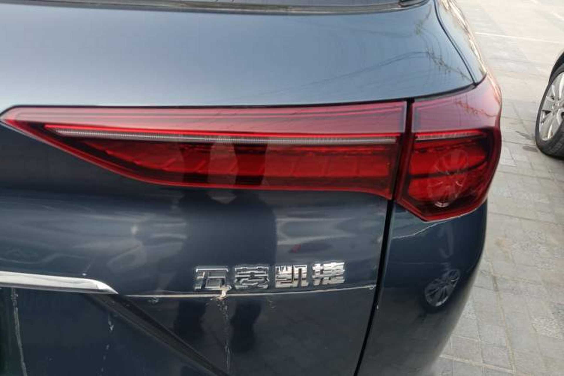 Used Wuling Victory 2022 280T 1.5T CVT Flagship Edition Right Rear Taillight