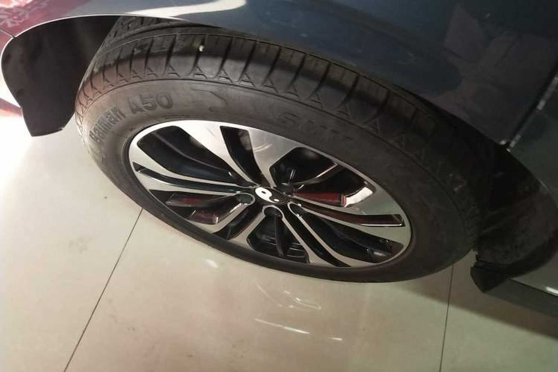 Used Wuling Victory 2022 280T 1.5T CVT Flagship Edition Right Rear Wheel Hub
