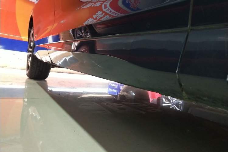 Used Wuling Victory 2022 280T 1.5T CVT Flagship Edition Right Side Sill