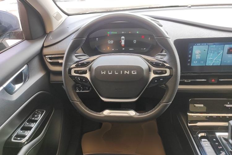 Used Wuling Victory 2022 Revised Version 280T 1.5T CVT Flagship Edition Steering Wheel