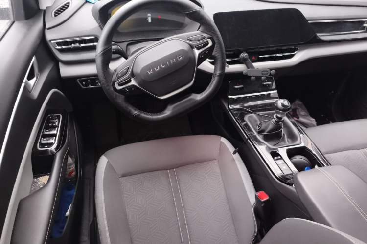 Used Wuling Victory 2022 1.5T Manual Elite Edition Steering Wheel