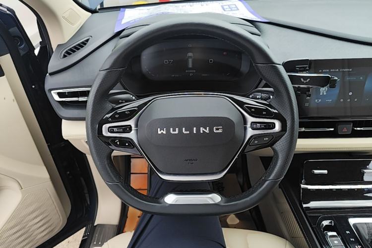 Used Wuling Victory 2022 280T 1.5T CVT Flagship Edition Steering Wheel