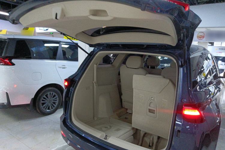 Used Wuling Victory 2022 280T 1.5T CVT Flagship Edition Trunk