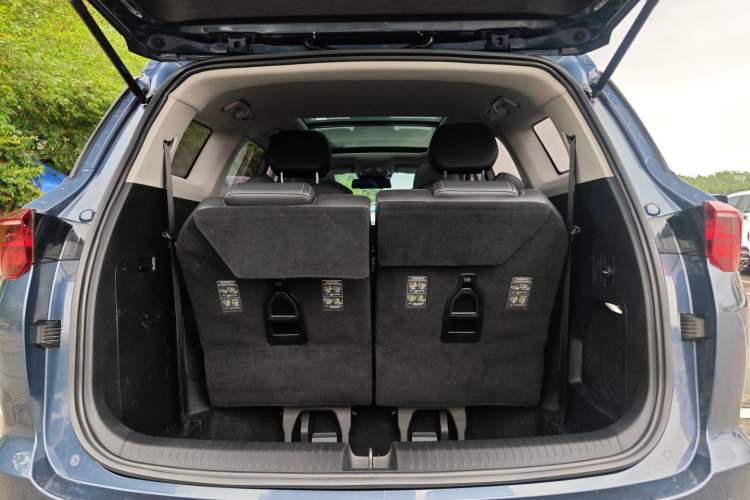 Used Wuling Victory 2022 280T 1.5T CVT Flagship Edition Trunk