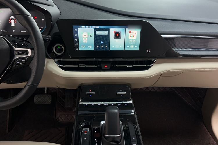 Used Wuling Victory 2022 280T 1.5T CVT Flagship Edition Audio And AC Panel