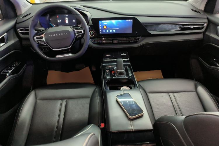 Used Wuling Victory 2022 280T 1.5T CVT Flagship Edition Center Console