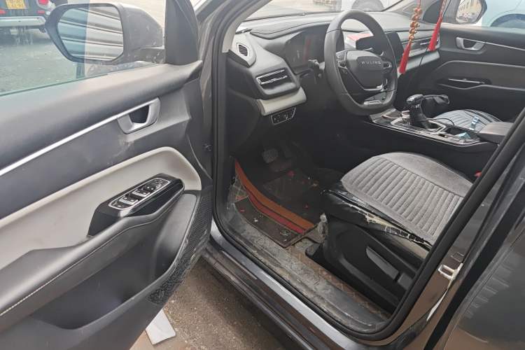 Used Wuling Victory 2022 1.5T CVT Elite Version Driver Seat